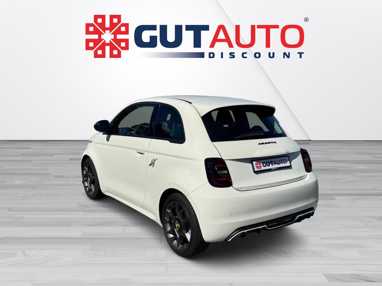 FIAT Abarth 500e-showroom-element-2
