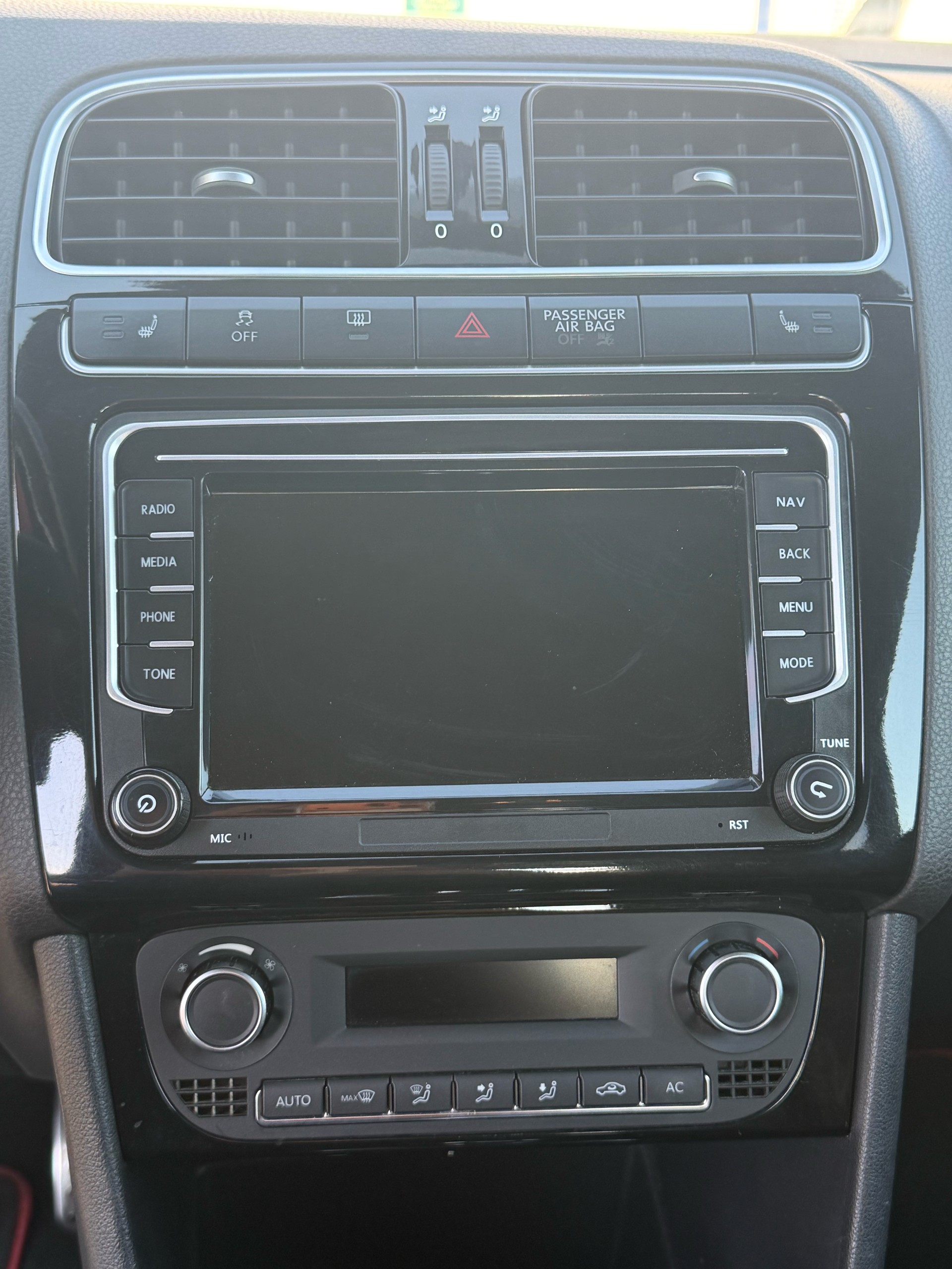 VW Polo 1.4 TSI GTI DSG-image-12