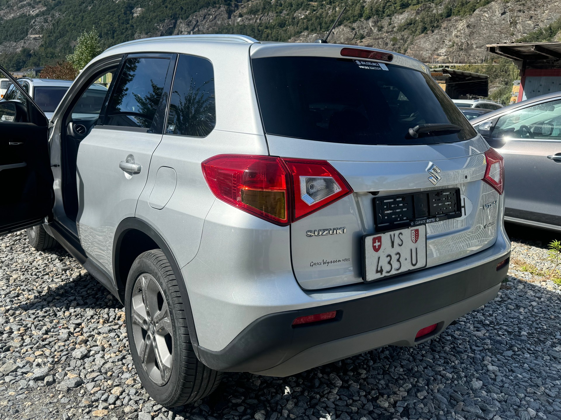 SUZUKI Vitara 1.6 TD Tradizio Top TCSS-image-7