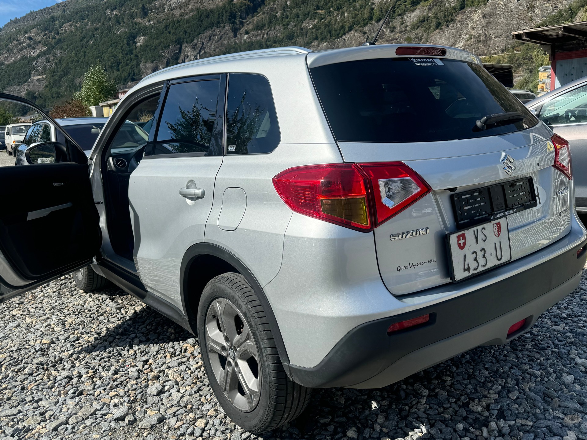 SUZUKI Vitara 1.6 TD Tradizio Top TCSS-image-6