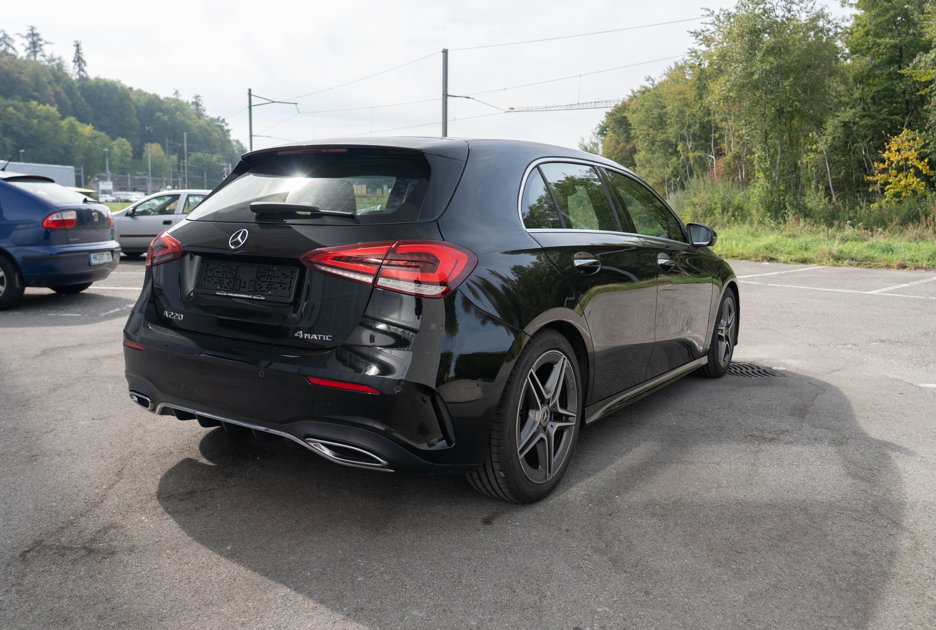 MERCEDES-BENZ A 220 d Style-image-4