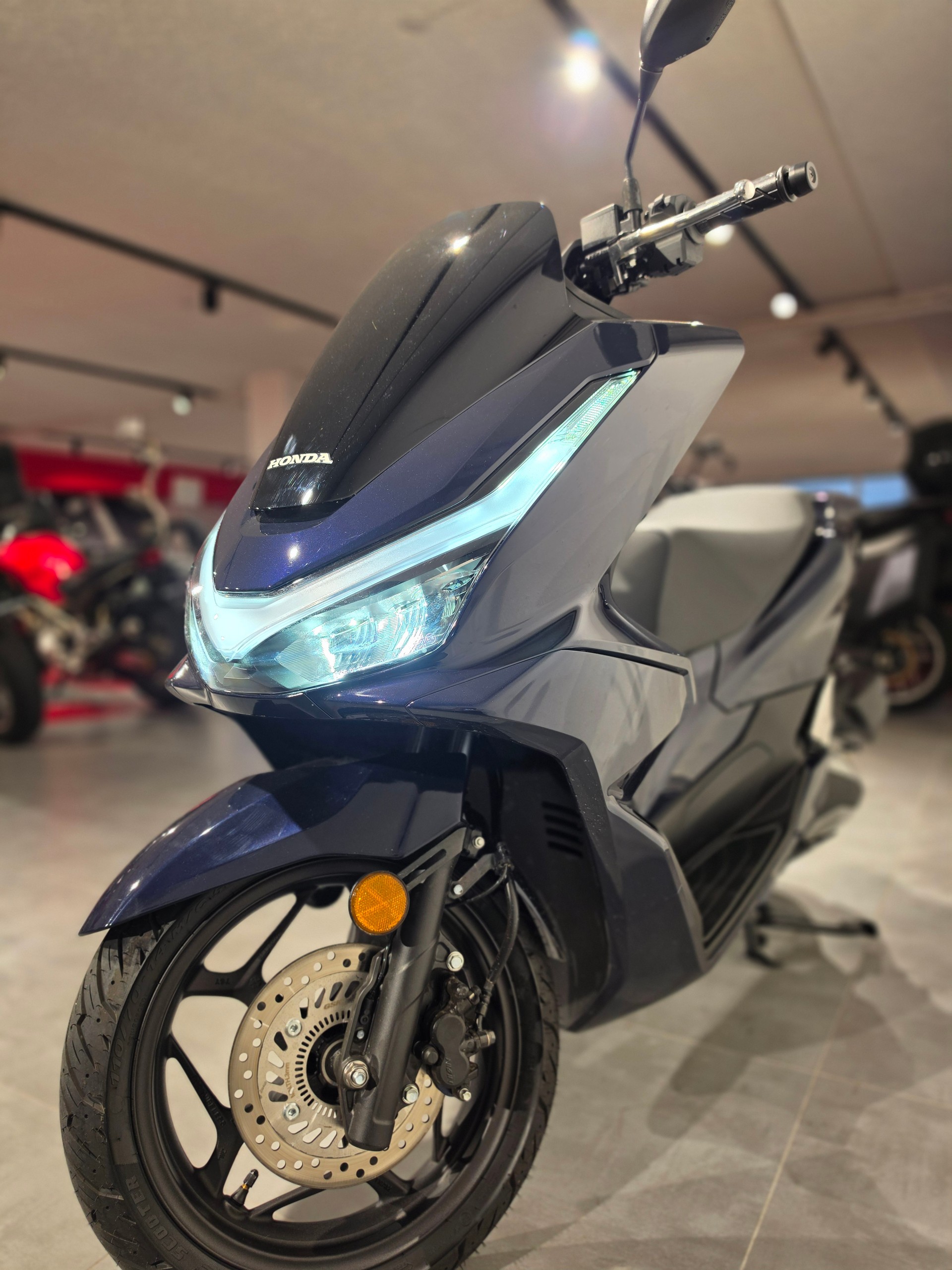 HONDA PCX 125 i ABS-image-2