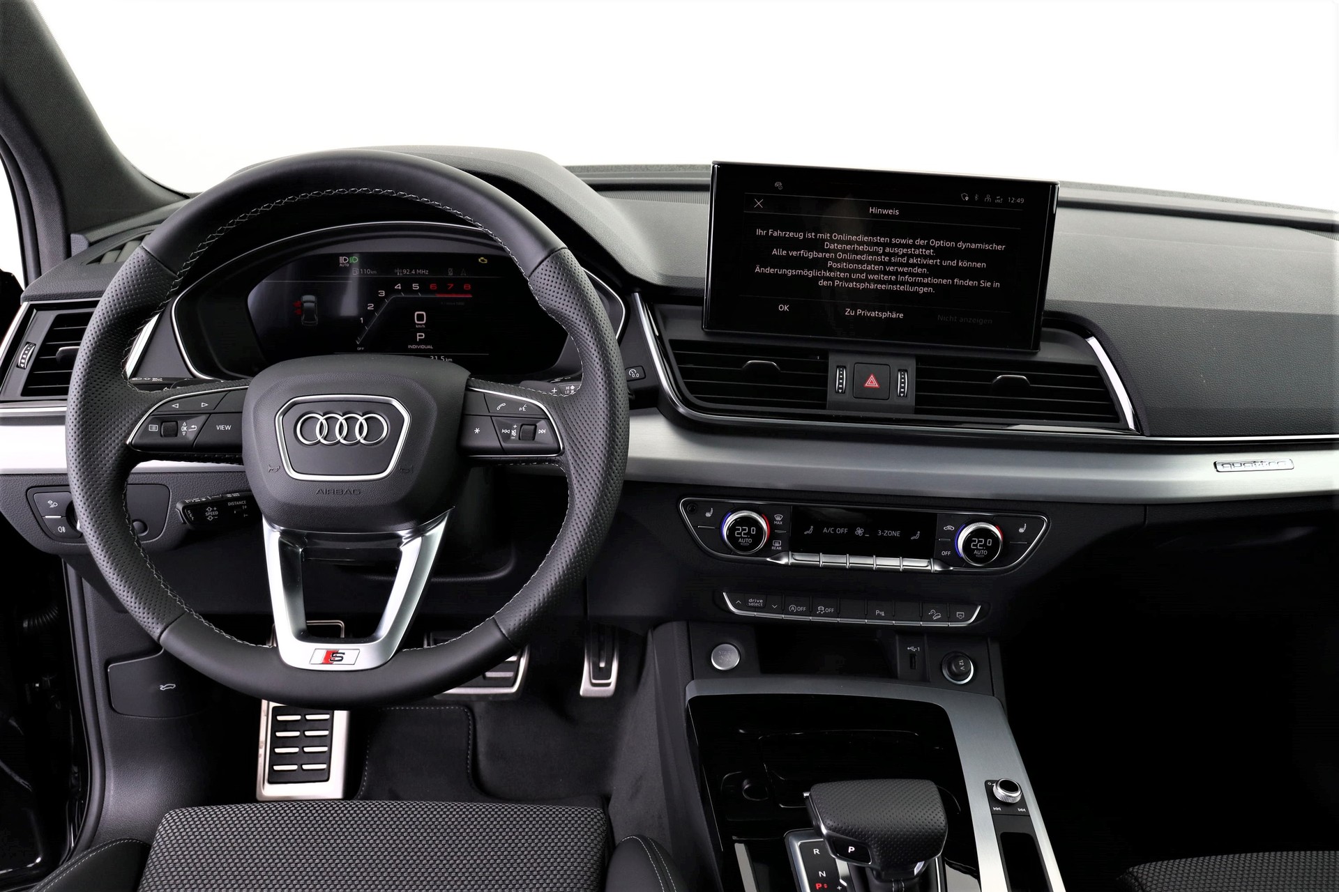 AUDI Q5 40 TFSI S line quattro S-tronic-image-10