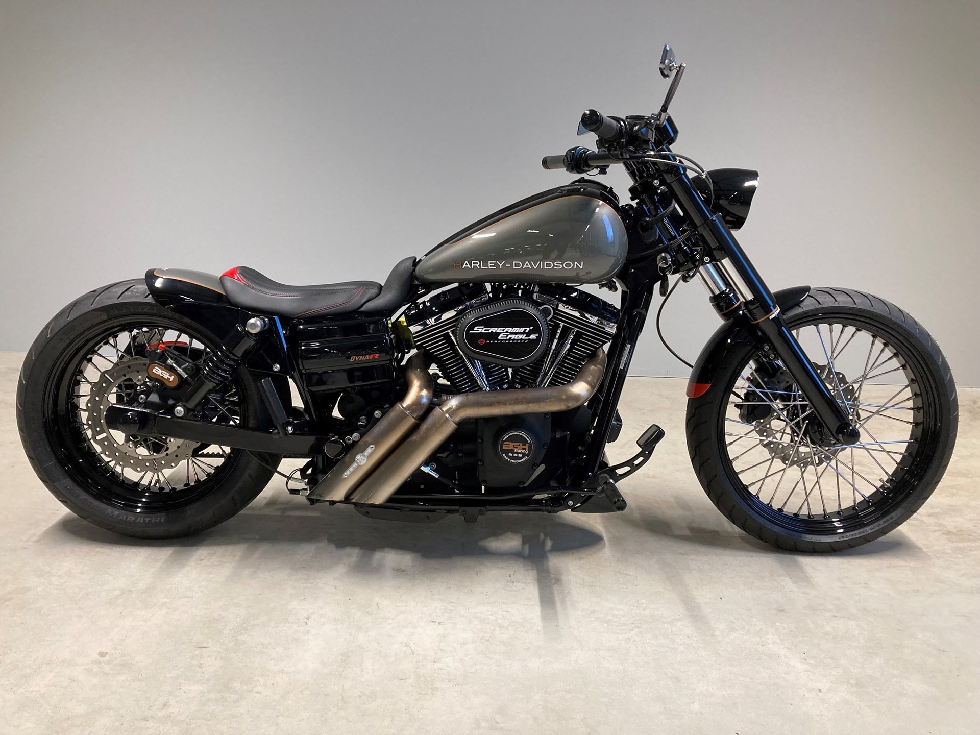 HARLEY-DAVIDSON FXDWGI Dyna Wide Glide