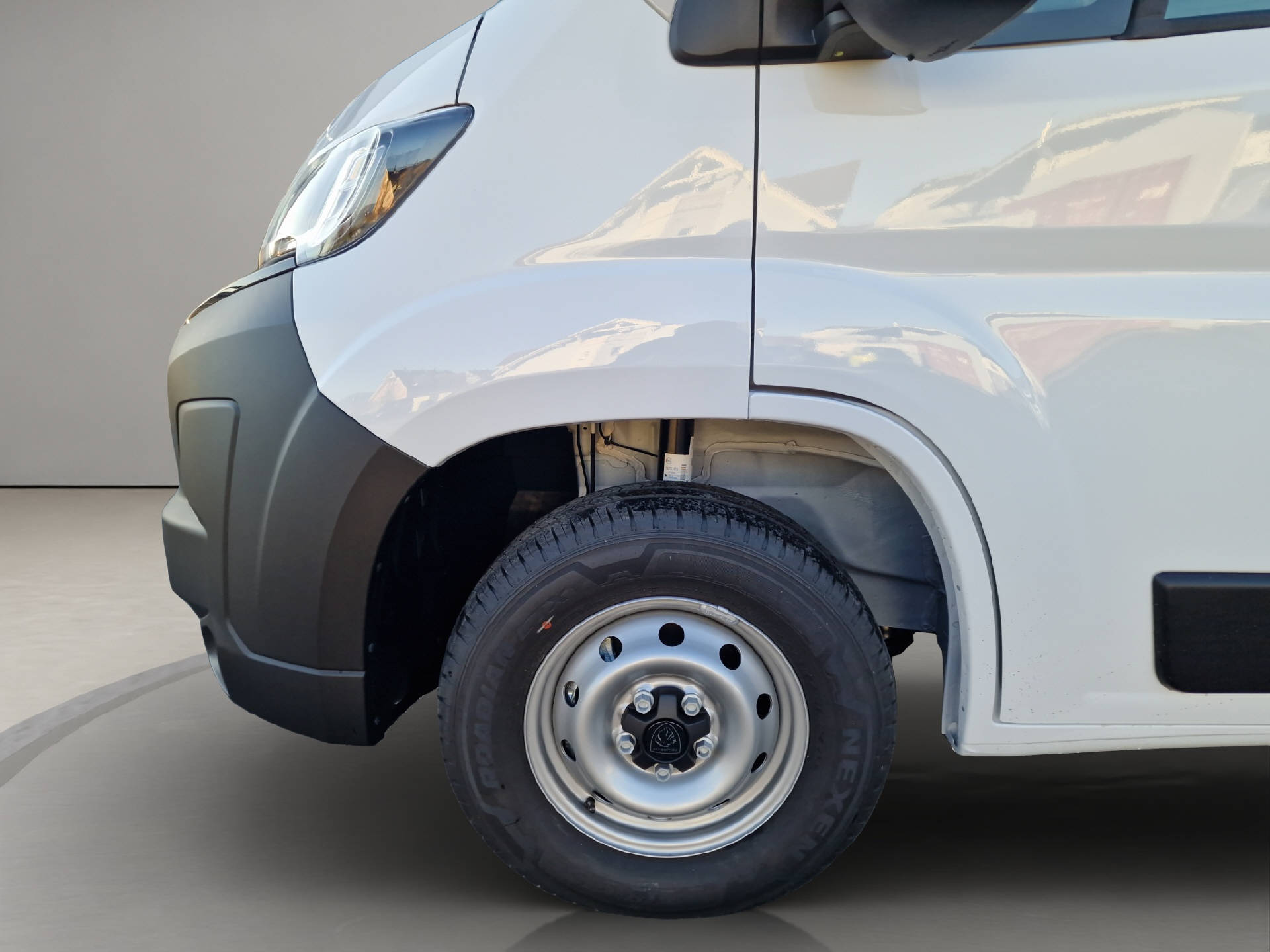 PEUGEOT Boxer Kaw. 335 L2H2 2.2 BlueHDi 140 S/S-image-12