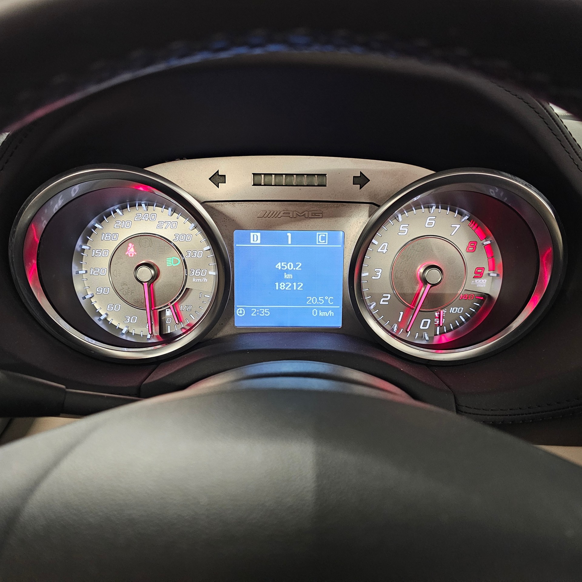 MERCEDES-BENZ SLS 63 AMG Speedshift-image-11
