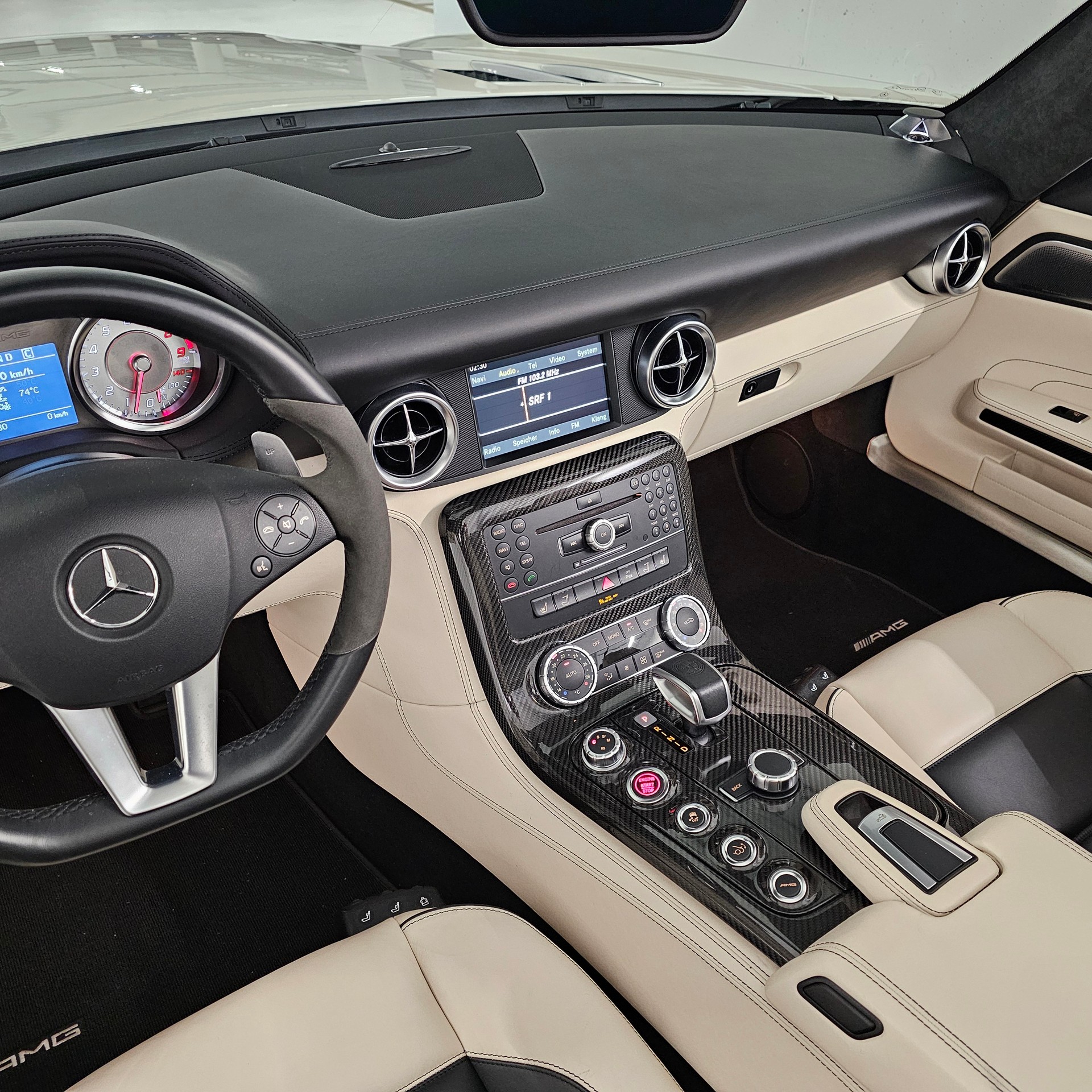 MERCEDES-BENZ SLS 63 AMG Speedshift-image-16