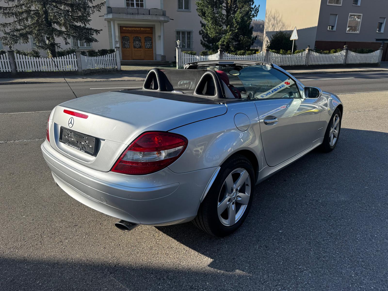 MERCEDES-BENZ SLK 200 Kompressor-showroom-element-2