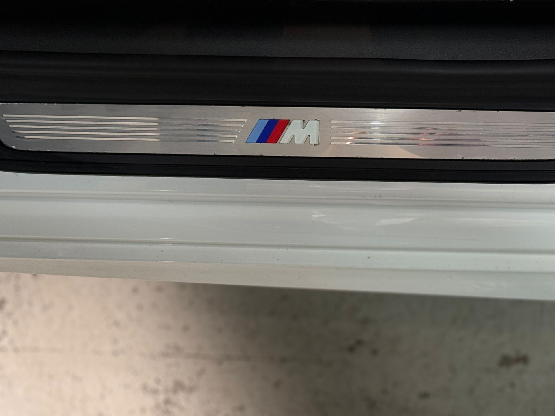 BMW 530i xDrive Touring Steptronic M-Paket / Vollaustattung / panoramadach-image-17