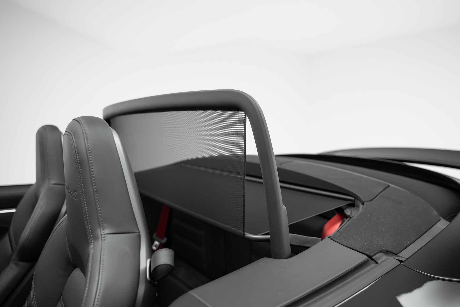 PORSCHE 911 Turbo S Cabriolet PDK-image-10