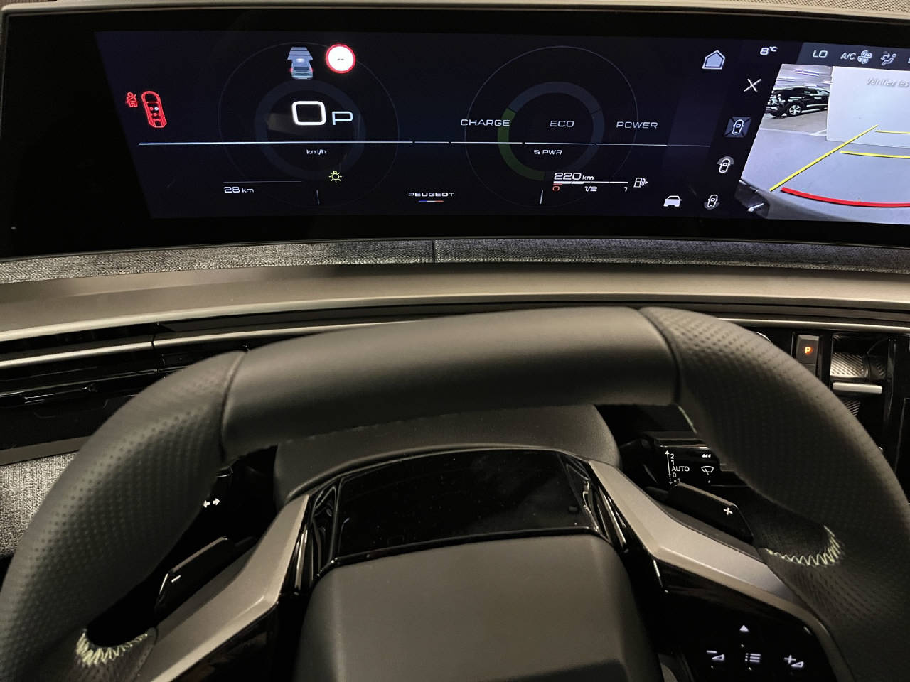 PEUGEOT 5008 1.2 Hybrid GT-image-9