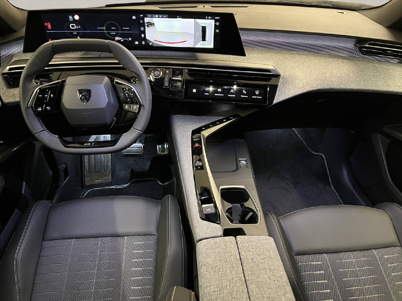PEUGEOT 5008 1.2 Hybrid GT-image-5