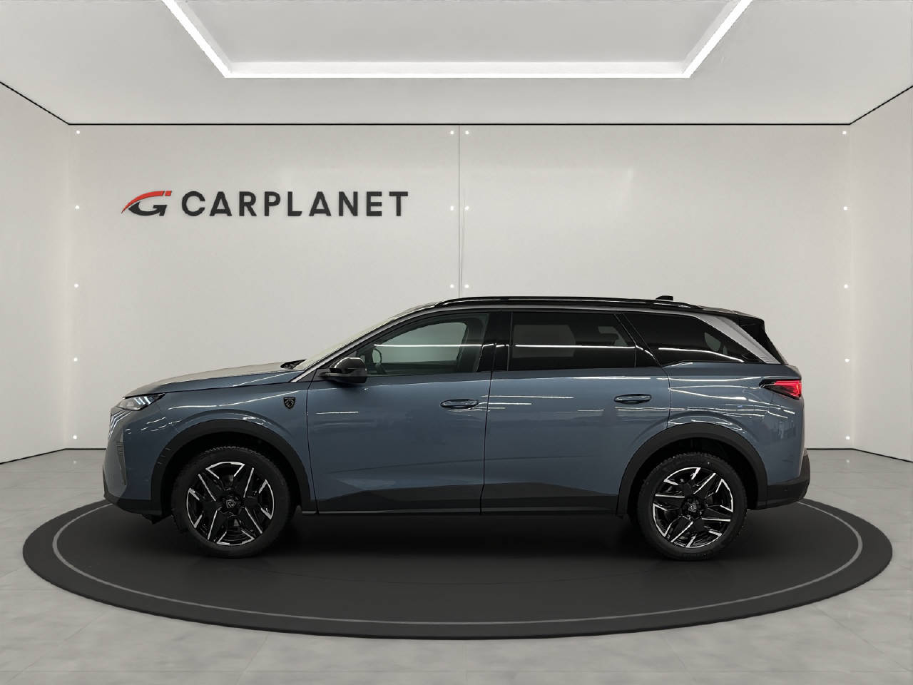 PEUGEOT 5008 1.2 Hybrid GT-showroom-element-1