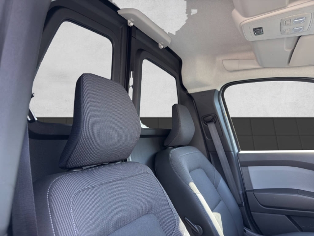 RENAULT Kangoo Van-image-11