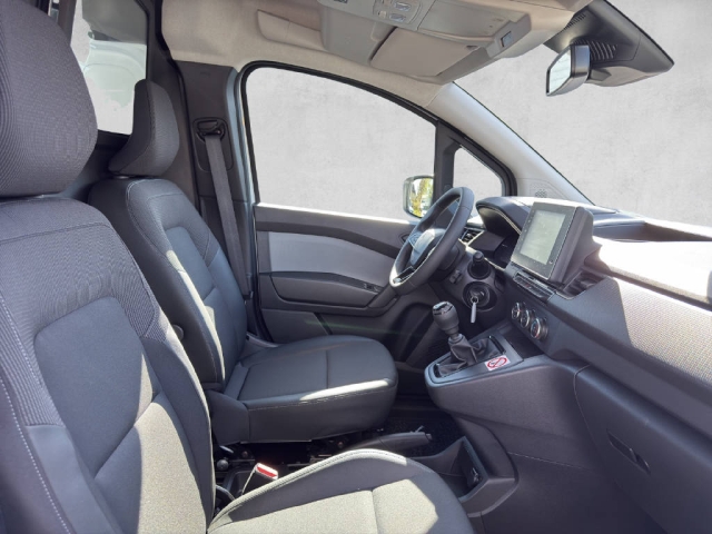 RENAULT Kangoo Van-image-10