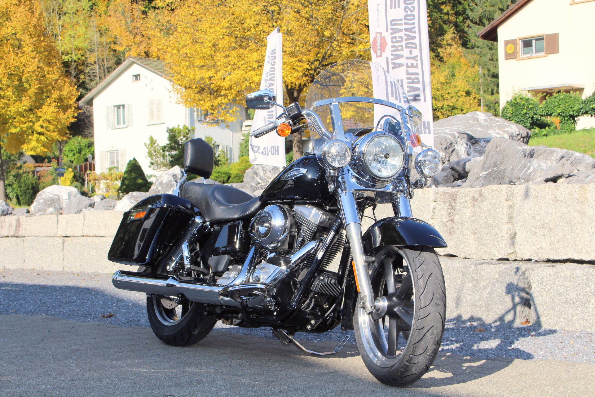 HARLEY-DAVIDSON FLD Dyna Switchback ABS-image-1