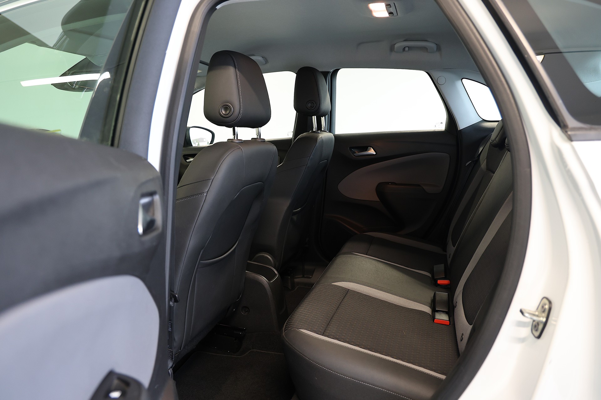 OPEL Crossland X 1.2i Excellence-image-14