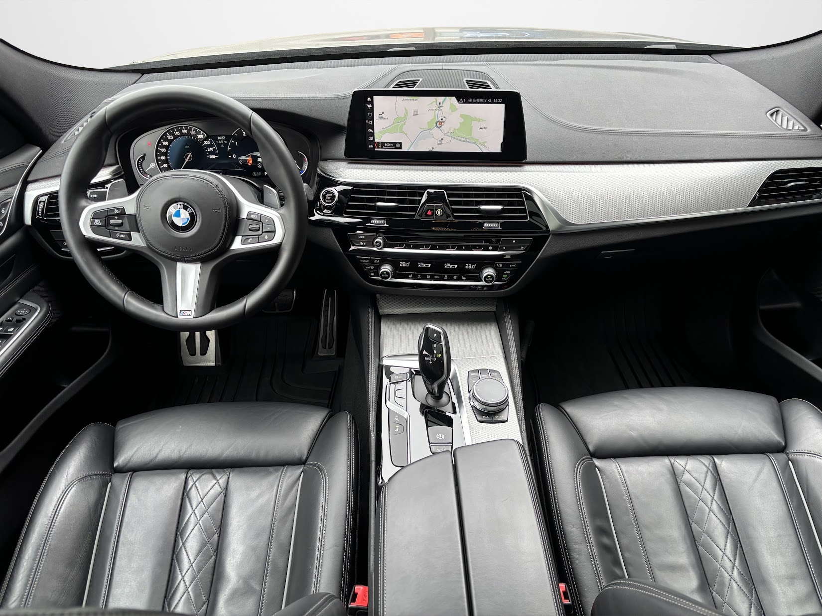 BMW 630i GT M-Sport Steptronic-image-11