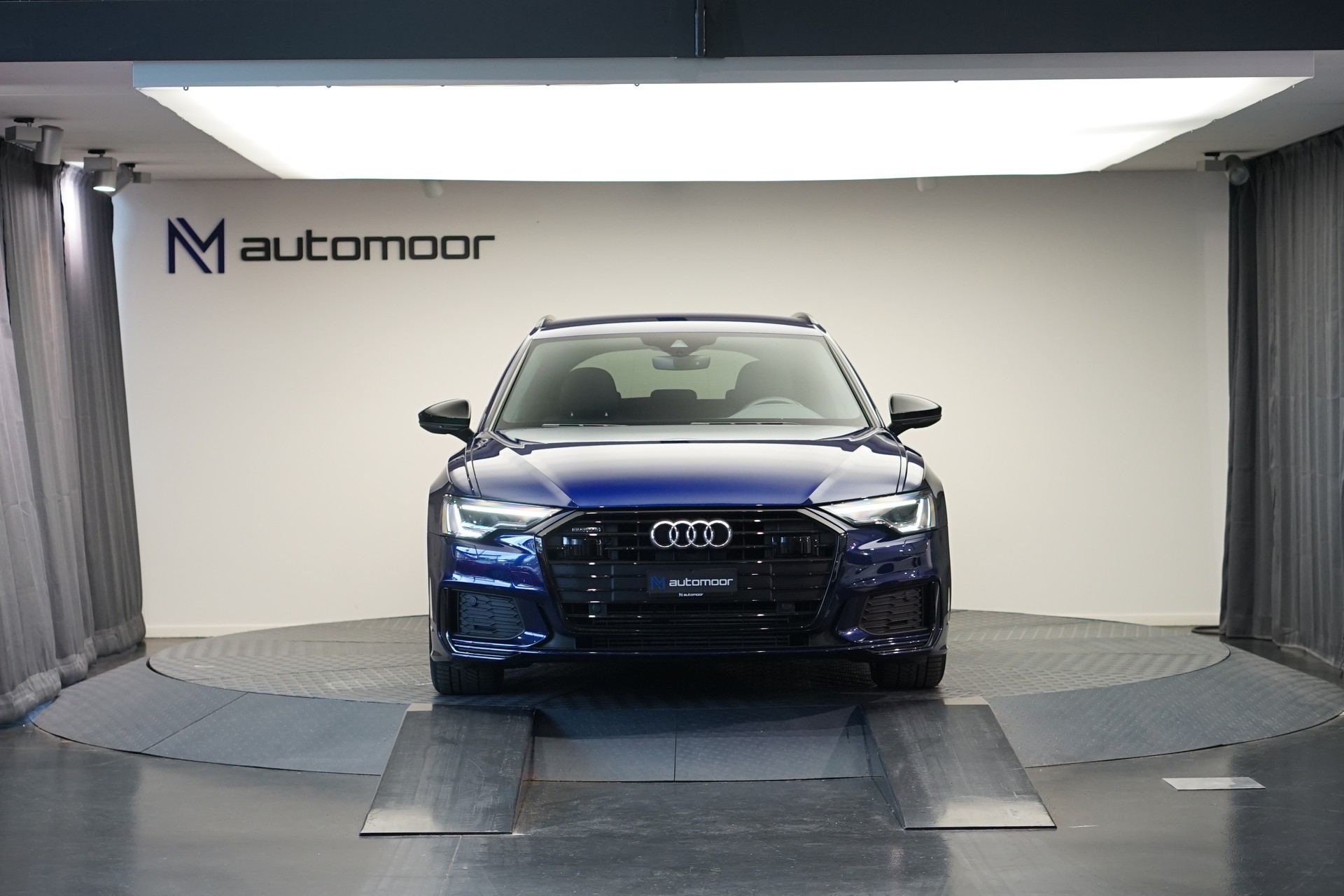 AUDI A6 Avant 55 TFSIe Sport quattro S-tronic *Standheizung*-showroom-element-1