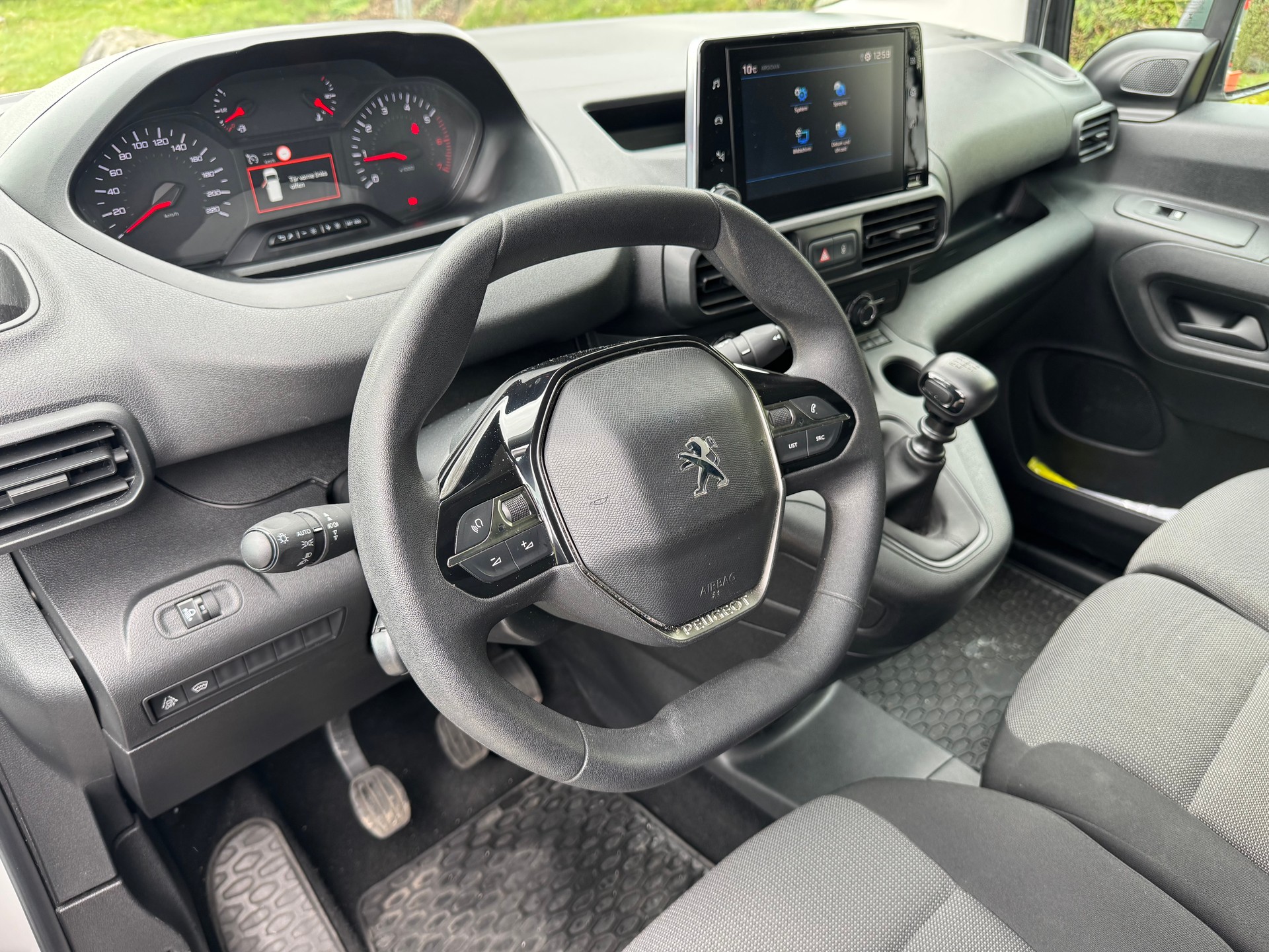 PEUGEOT Partner 1.5 Blue HDi s/s Asphalt Long 1000kg-image-15