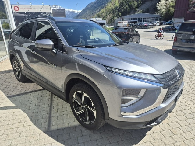 MITSUBISHI Eclipse Cross 2.4 PHEV Inform 4WD-showroom-element-1