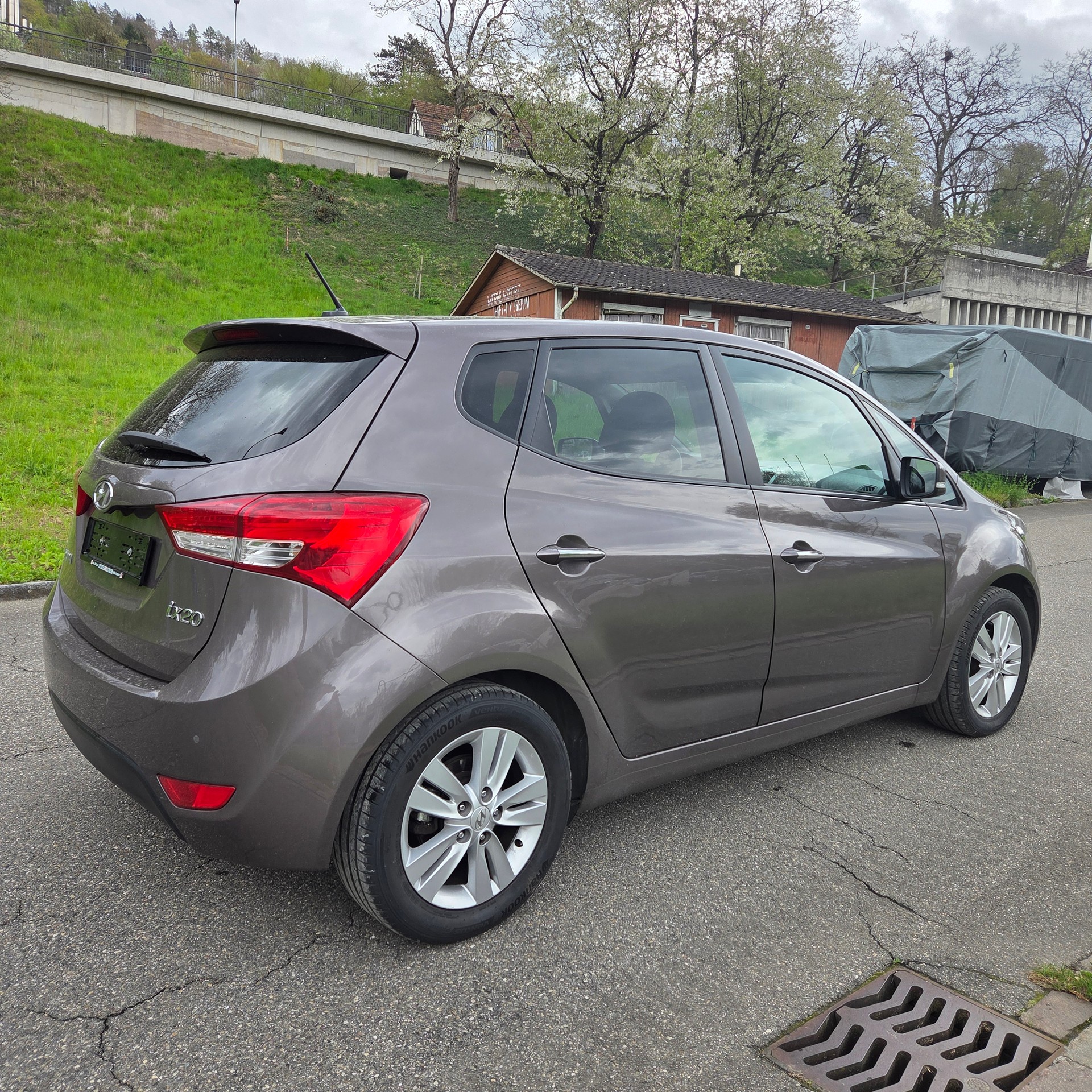 HYUNDAI iX20 1.6 Premium Automatic-image-5
