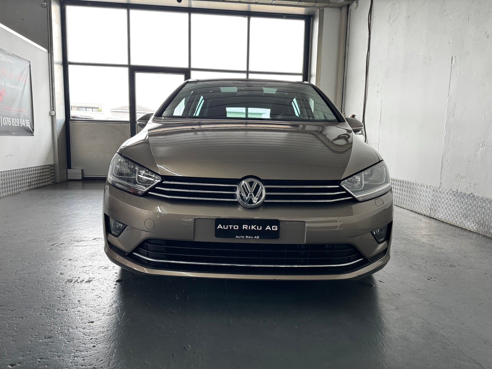 VW Golf Sportsvan 1.4 TSI Highline DSG-image-4