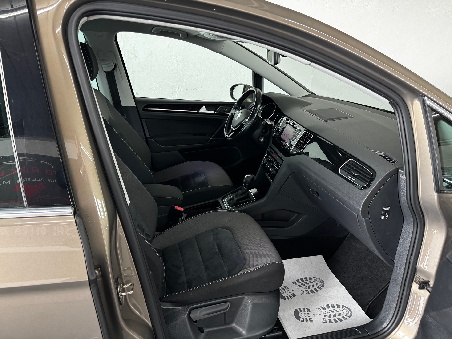 VW Golf Sportsvan 1.4 TSI Highline DSG-image-22