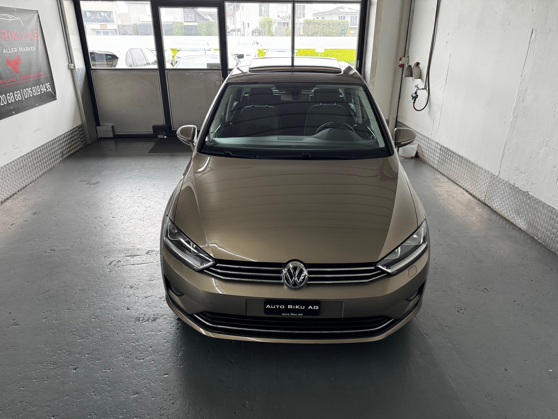 VW Golf Sportsvan 1.4 TSI Highline DSG-showroom-element-3