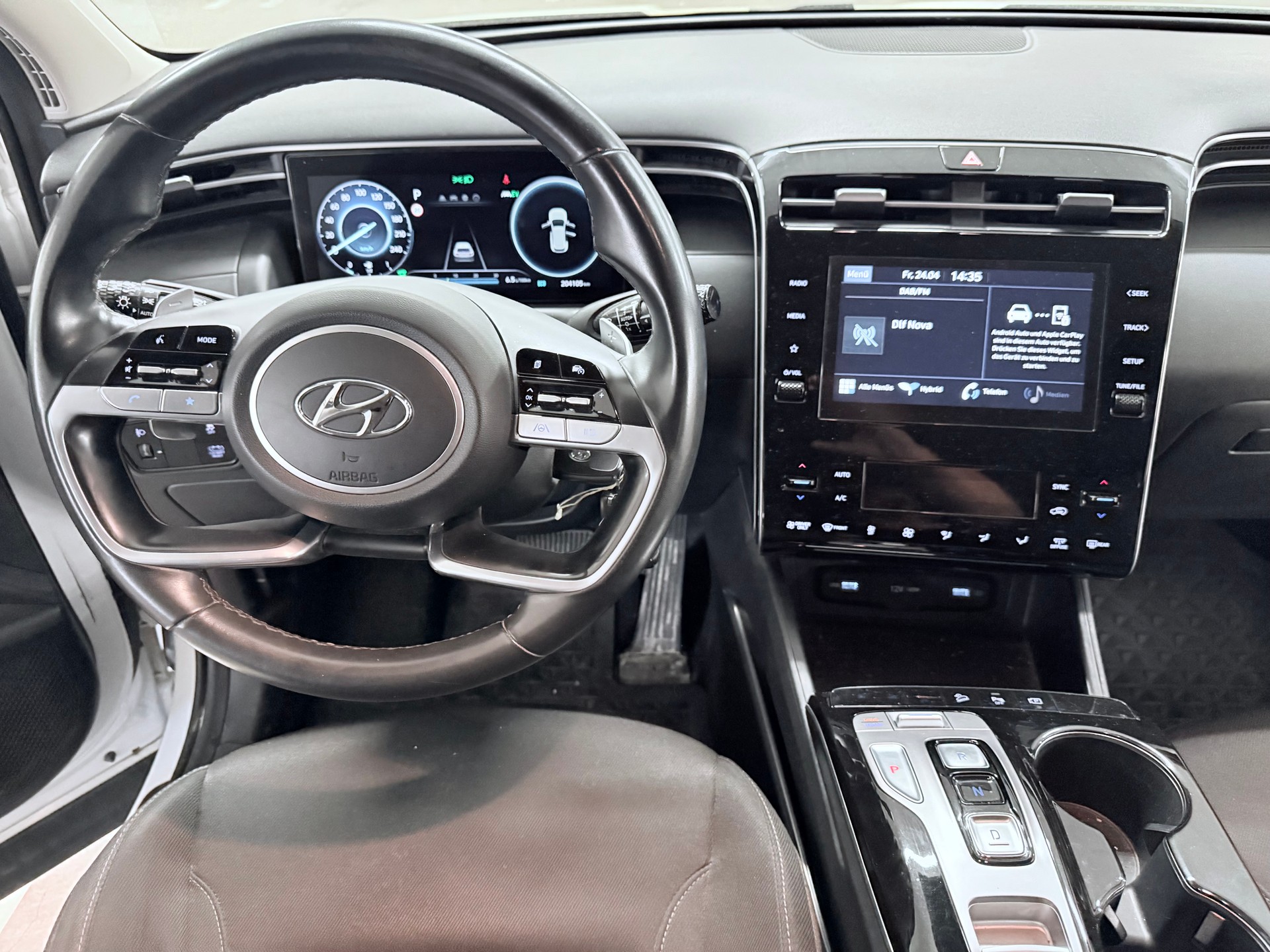 HYUNDAI Tucson 1.6 TGDI HEV Origo 4WD-image-8