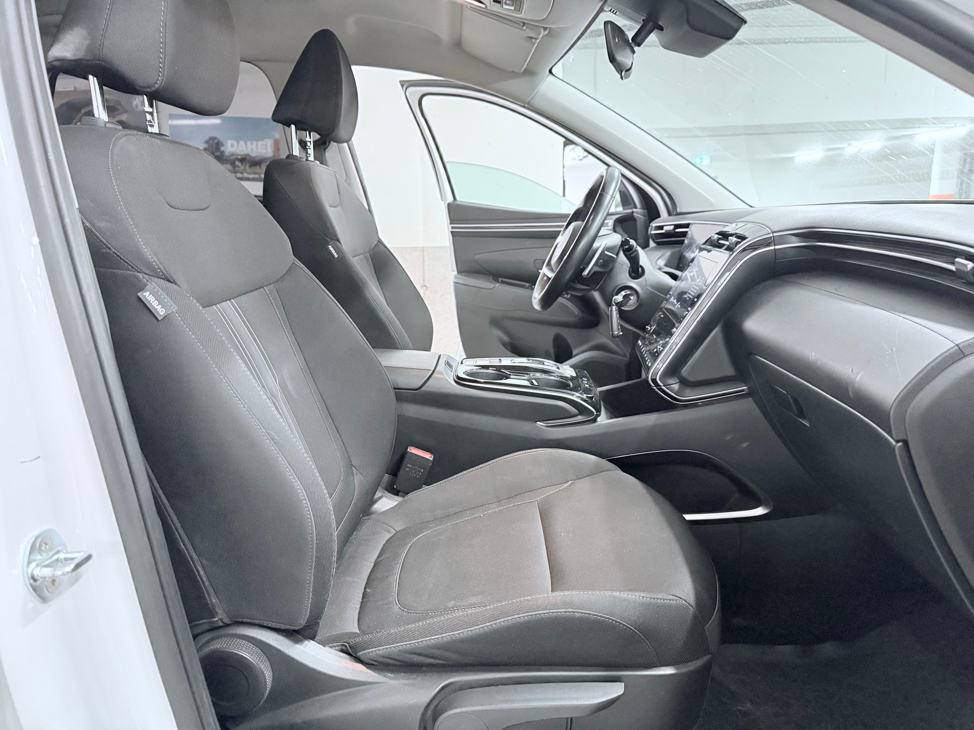 HYUNDAI Tucson 1.6 TGDI HEV Origo 4WD-image-9