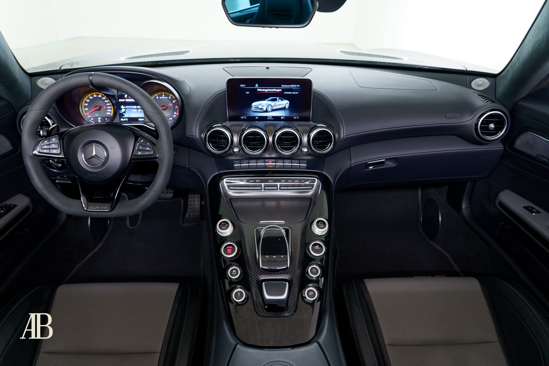 MERCEDES-BENZ AMG GT C Roadster-image-12
