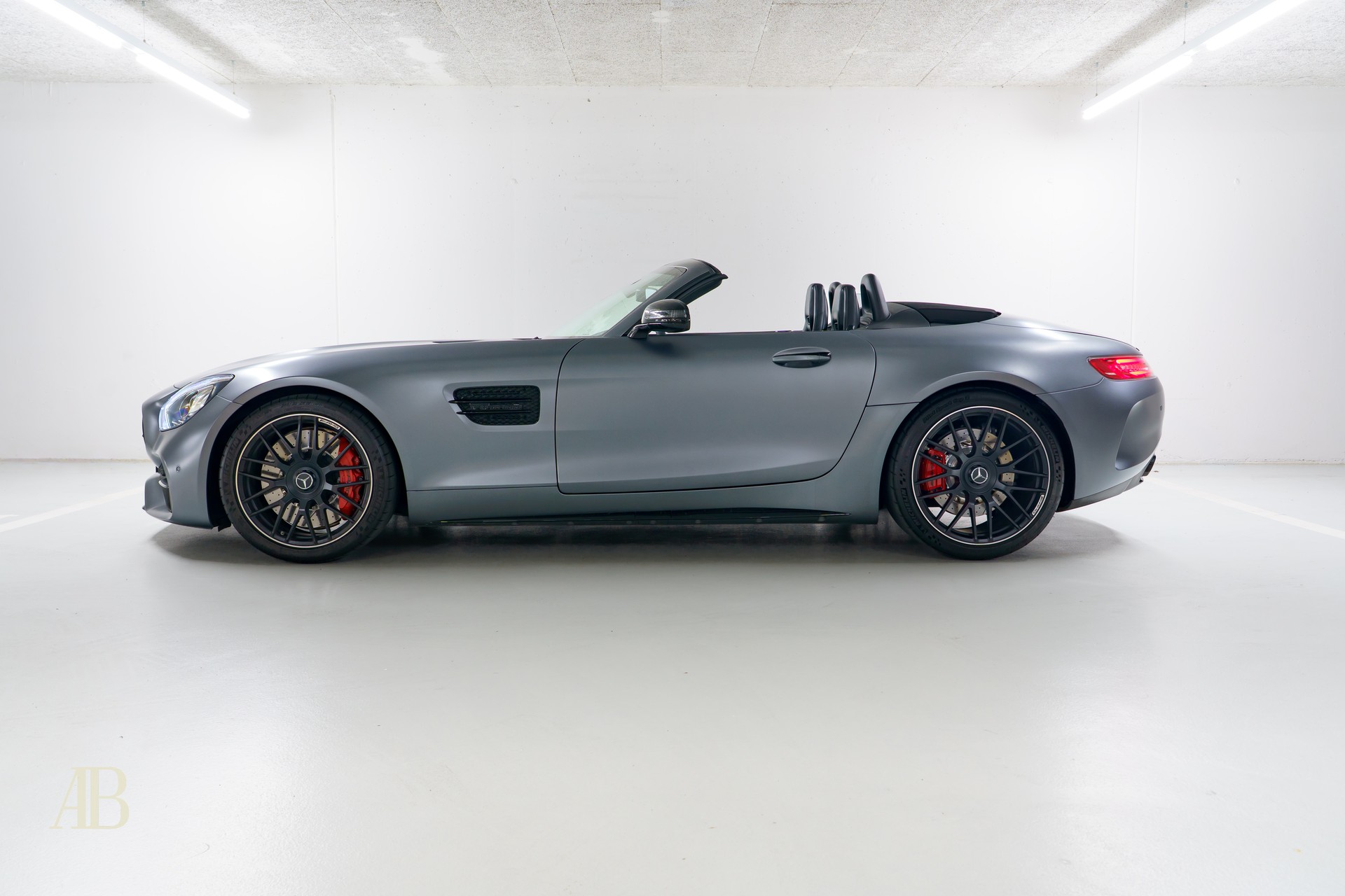 MERCEDES-BENZ AMG GT C Roadster-image-4