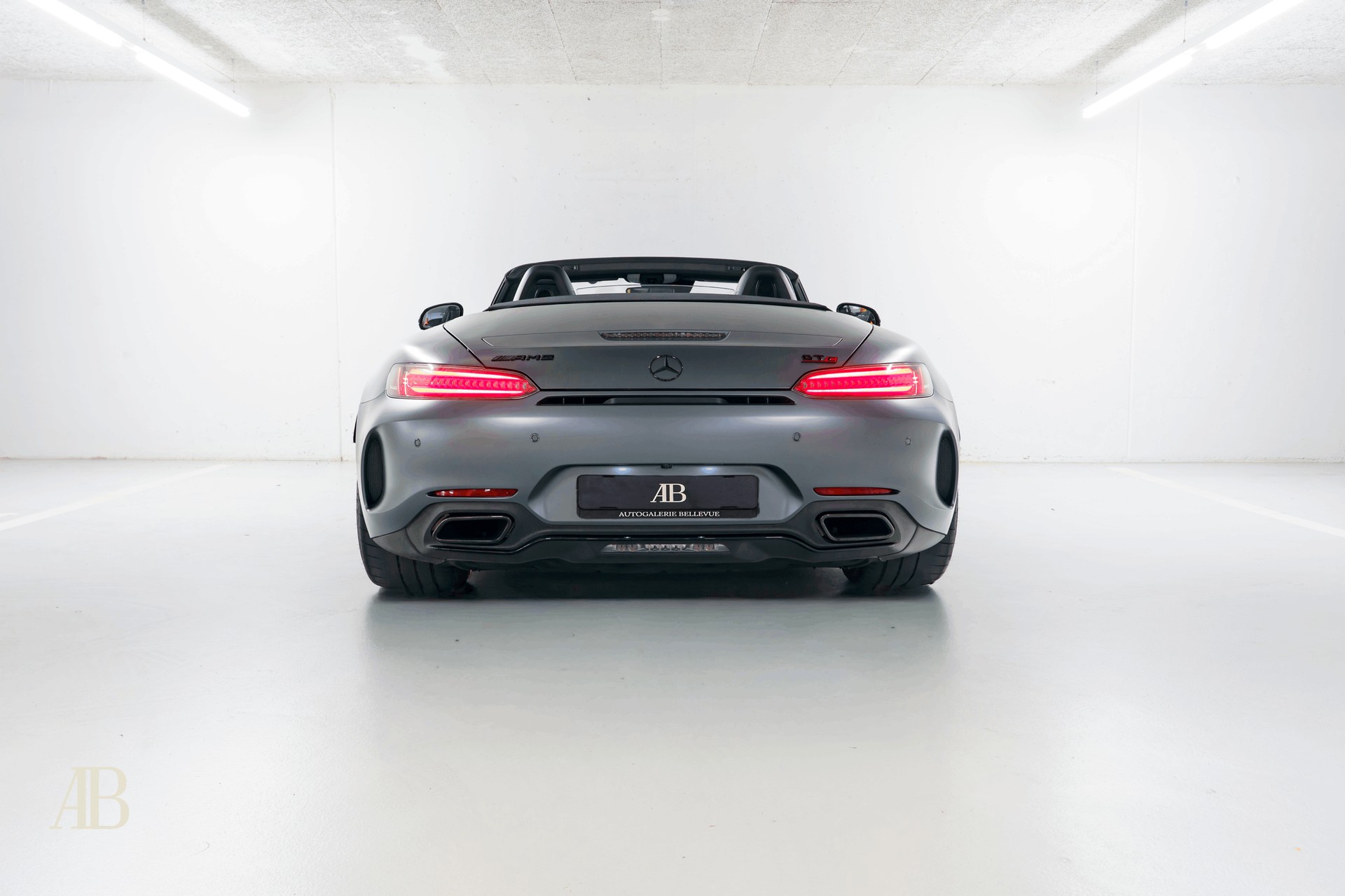 MERCEDES-BENZ AMG GT C Roadster-image-6
