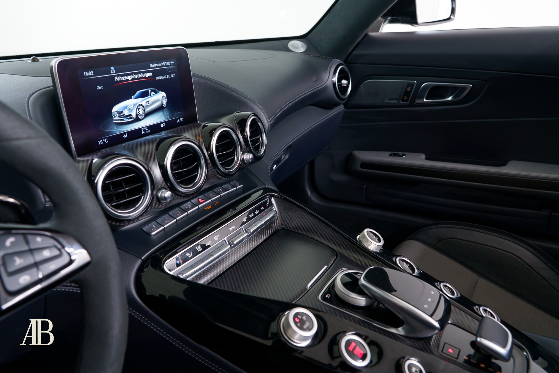 MERCEDES-BENZ AMG GT C Roadster-image-11