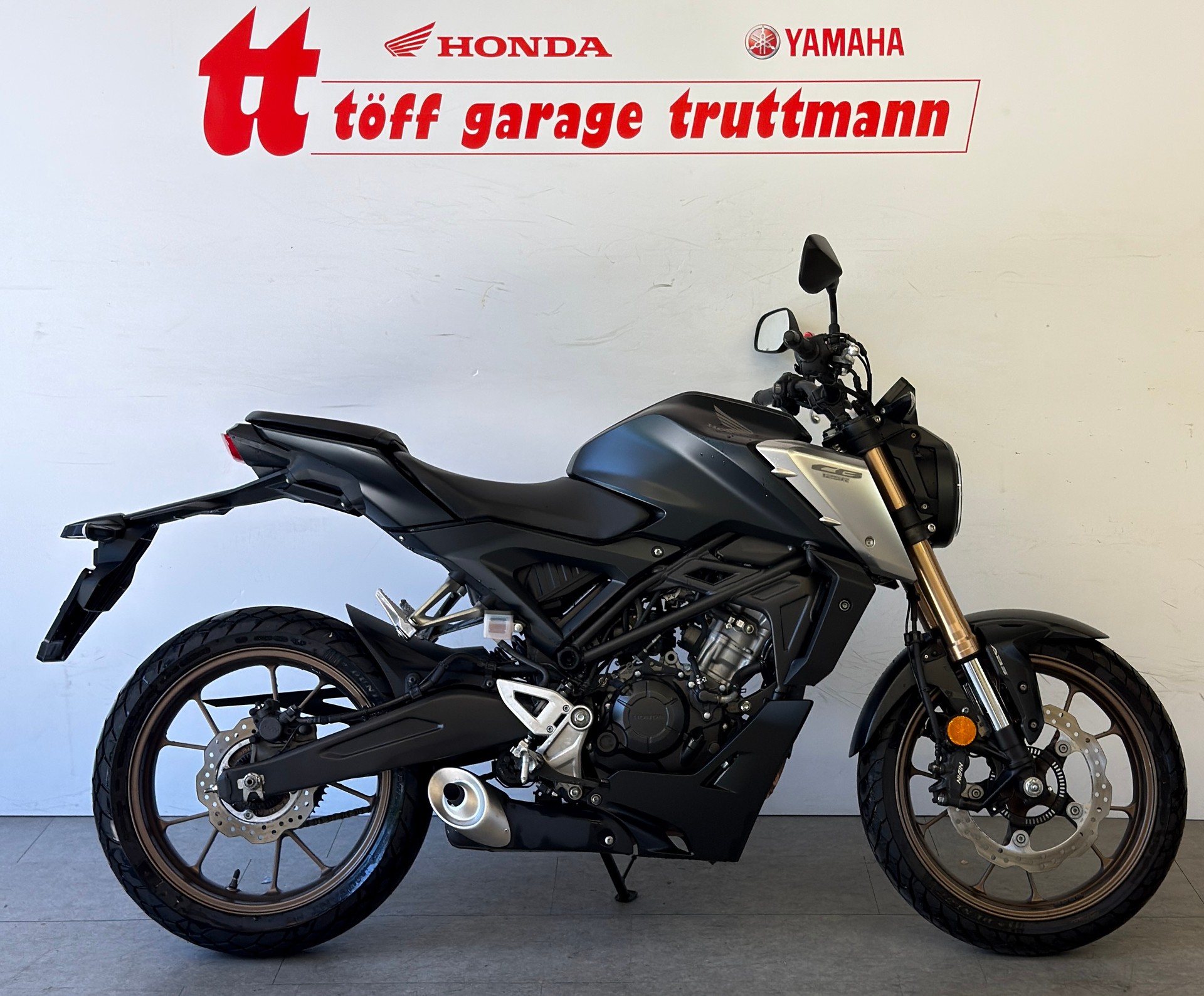 HONDA CB 125 R