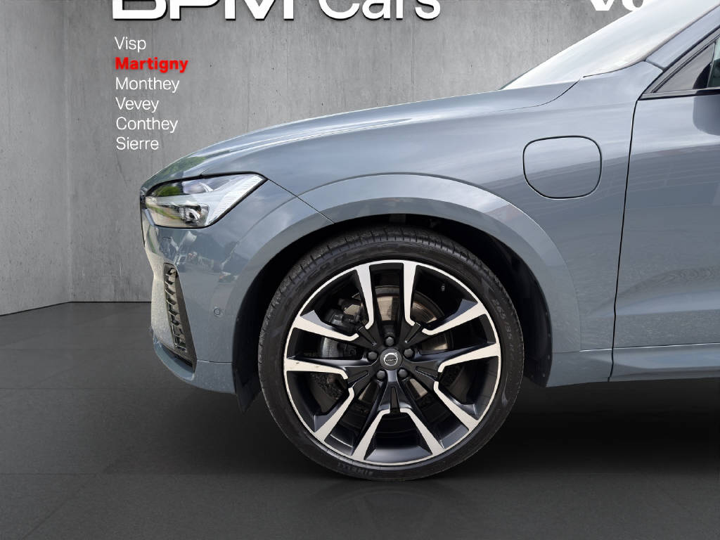 VOLVO XC60 2.0 T6 TE Ultimate Dark eAWD-image-6
