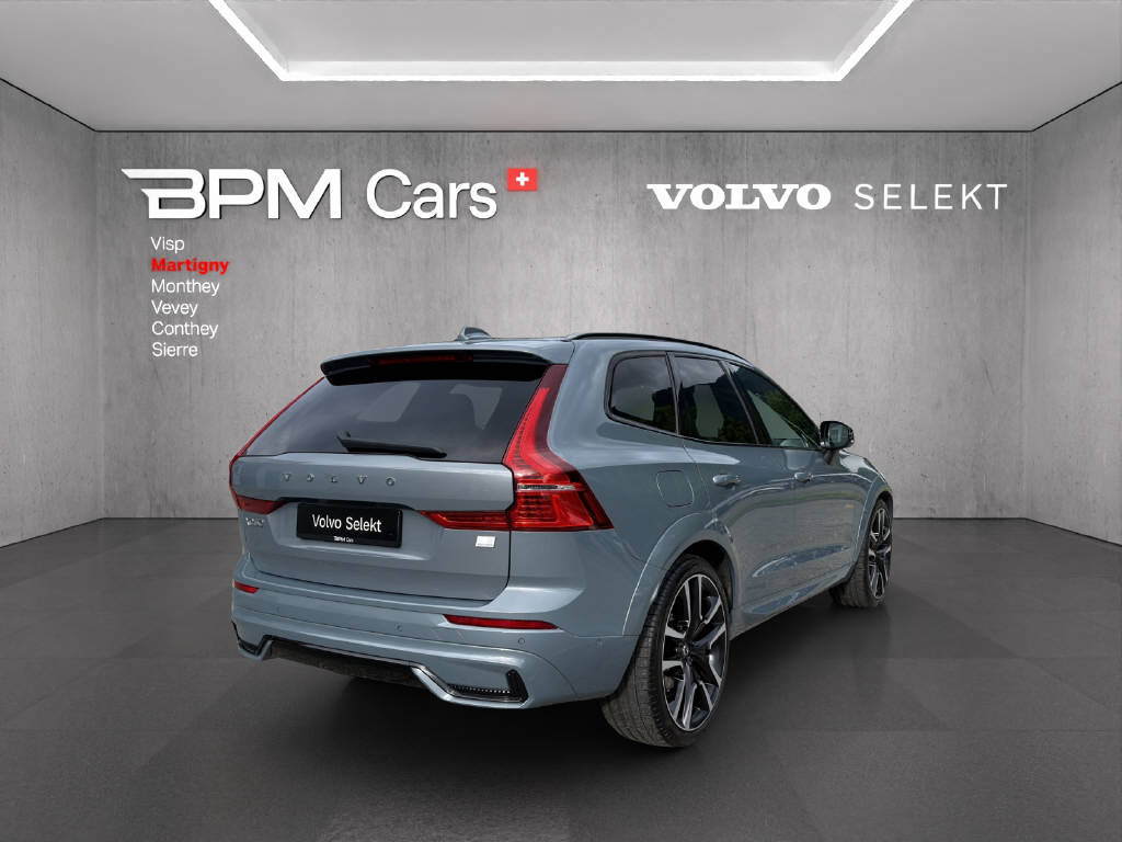 VOLVO XC60 2.0 T6 TE Ultimate Dark eAWD-showroom-element-3