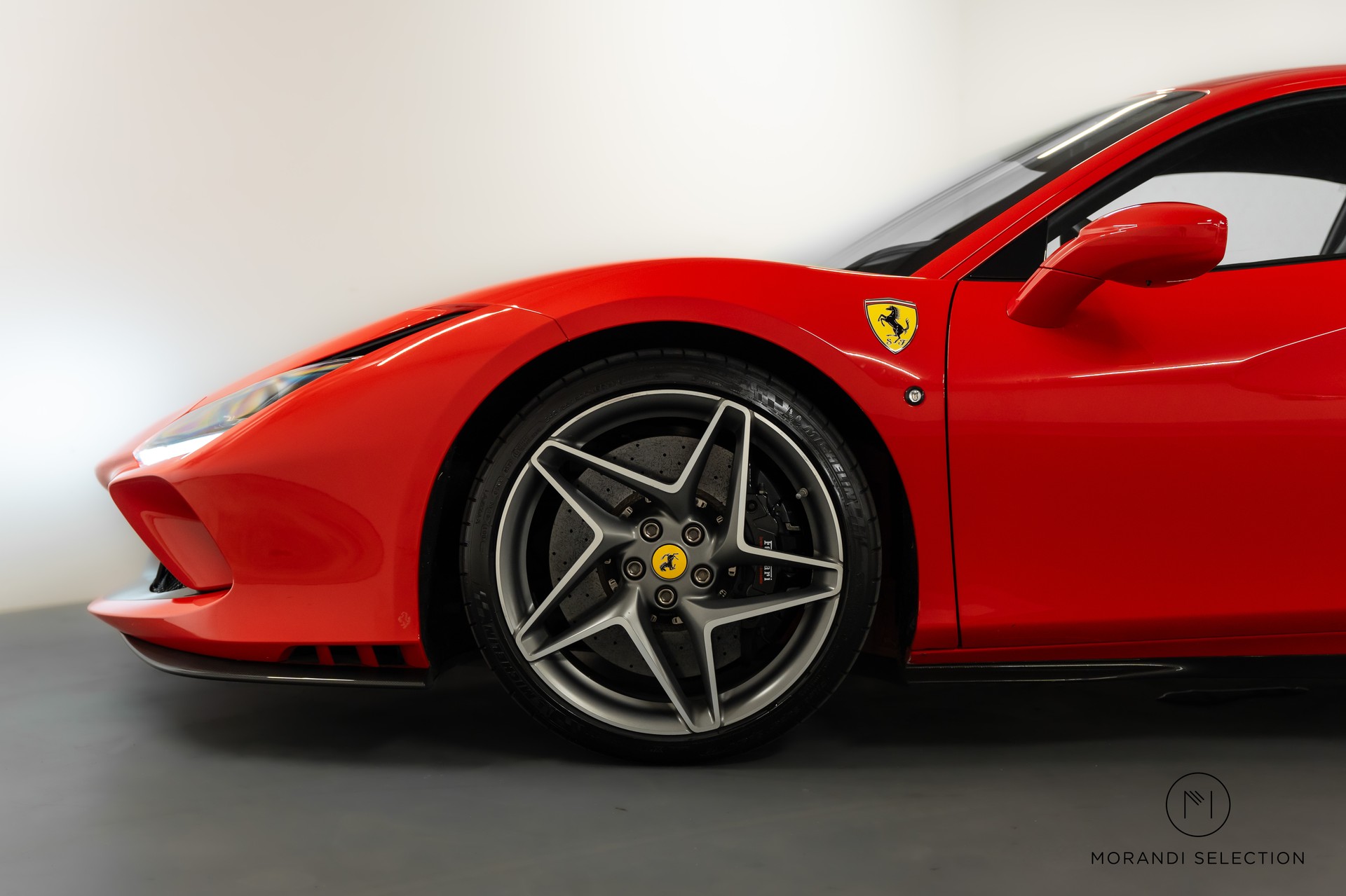 FERRARI F8 Tributo 3.9 Turbo-image-5