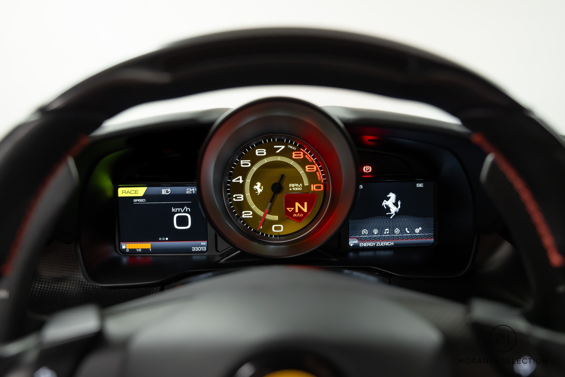 FERRARI F8 Tributo 3.9 Turbo-image-19