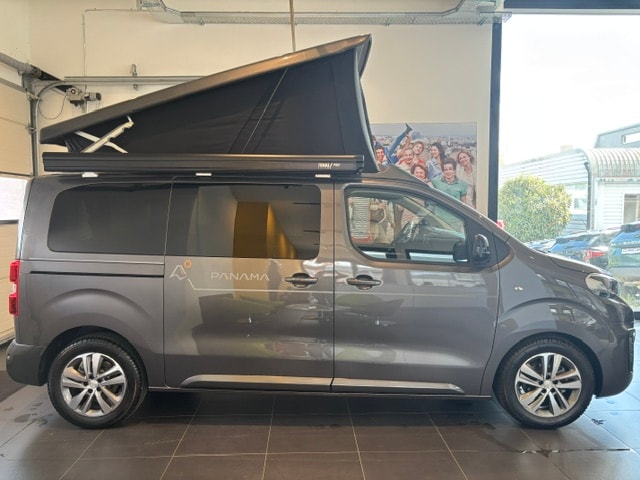 PEUGEOT PANAMA U10+ TRAVELLER 180CV EAT8-showroom-element-1