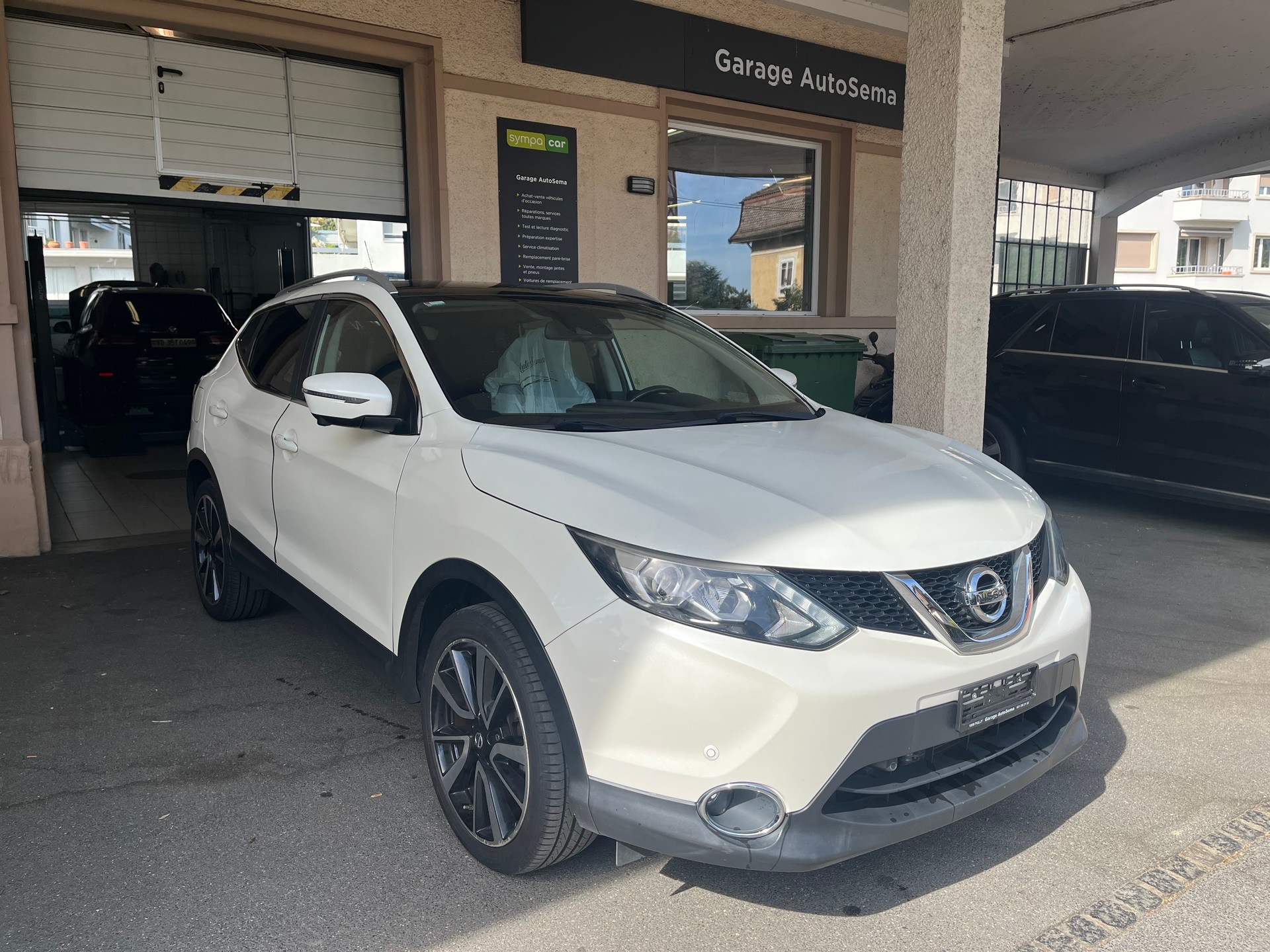 NISSAN Qashqai 1.2 DIG-T 360° Xtronic CVT