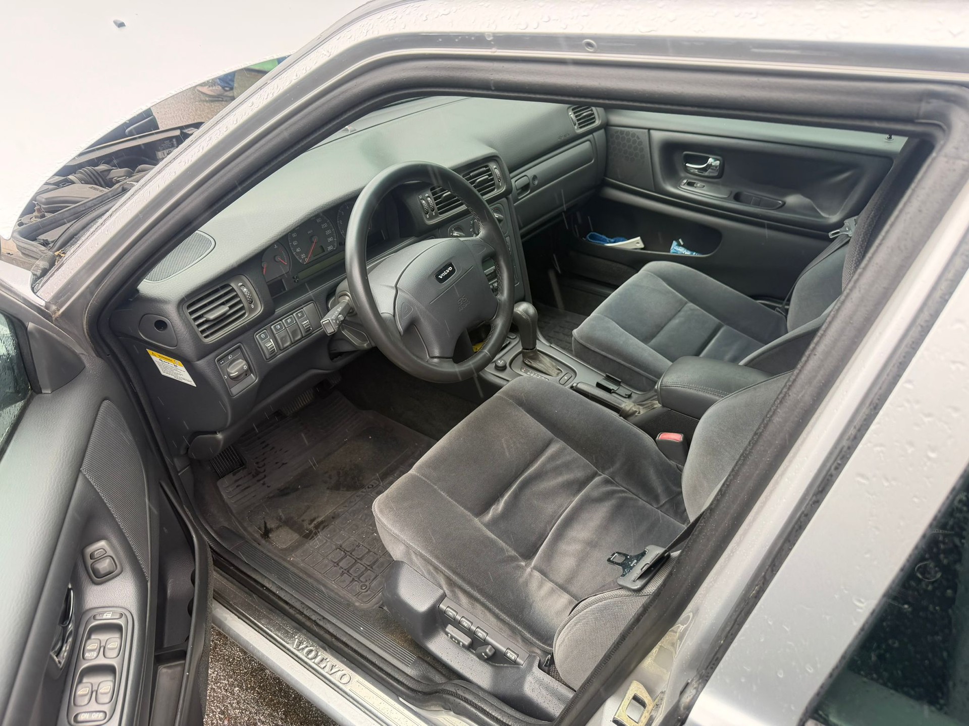 VOLVO S70 2.4 20V-image-6
