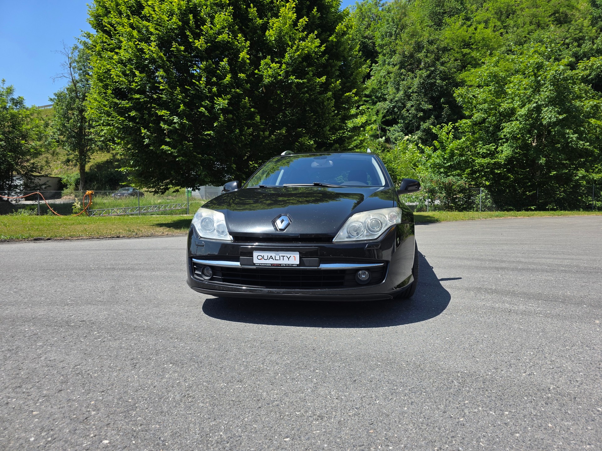RENAULT Laguna Grandtour 2.0 dCi Dynamique Automatic-showroom-element-2