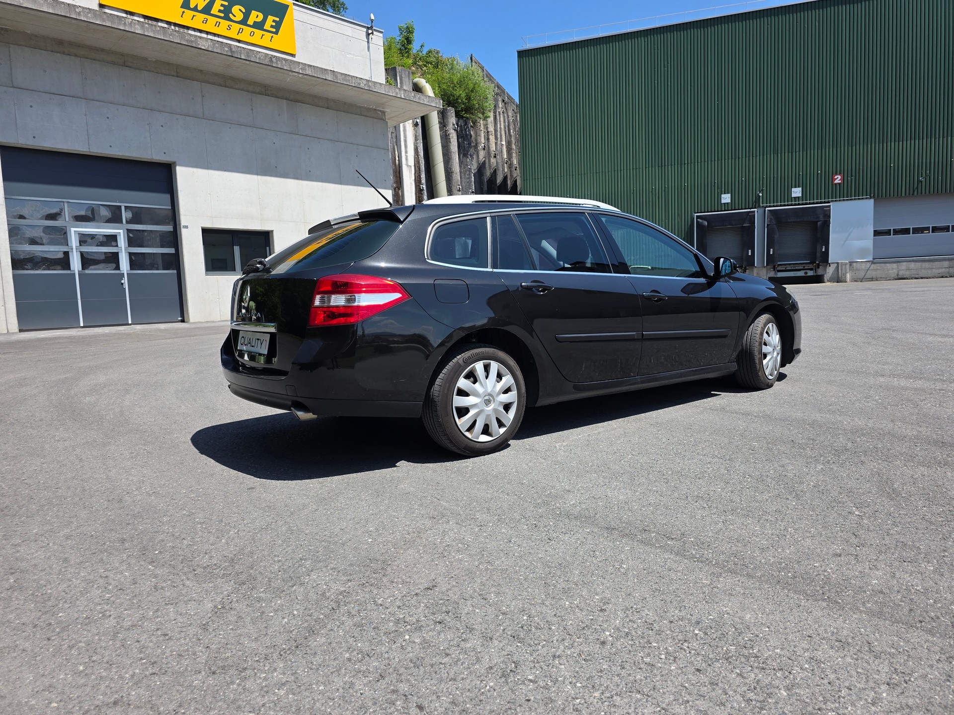RENAULT Laguna Grandtour 2.0 dCi Dynamique Automatic-image-13