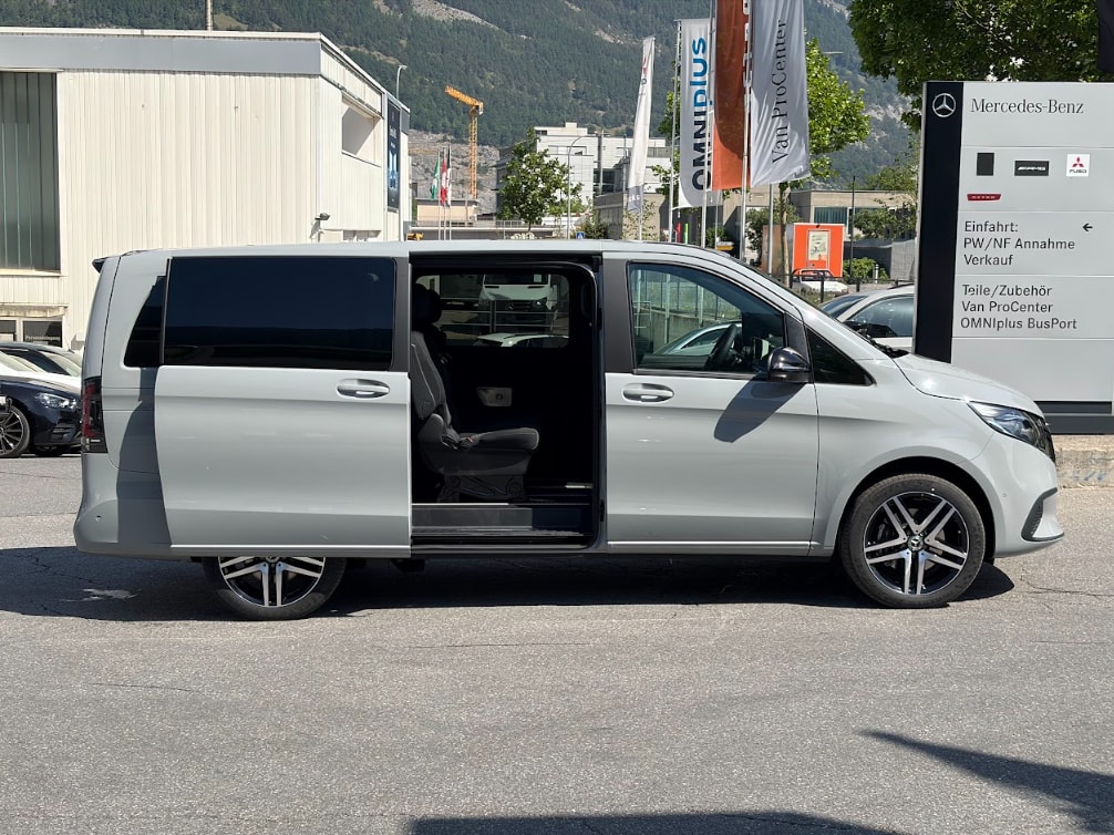 MERCEDES-BENZ V 250 d TREND Lang 4MATIC-image-16