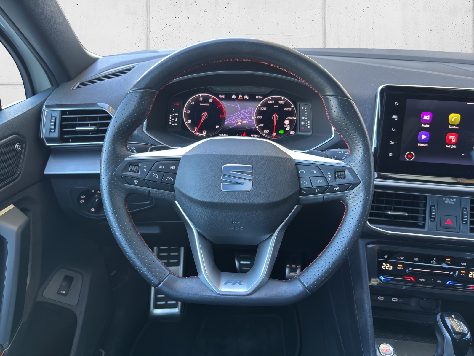 SEAT Tarraco 2.0 TSI 4Drive FR mit AHK & Panorama-Ausstell-/Schiebedach-image-13