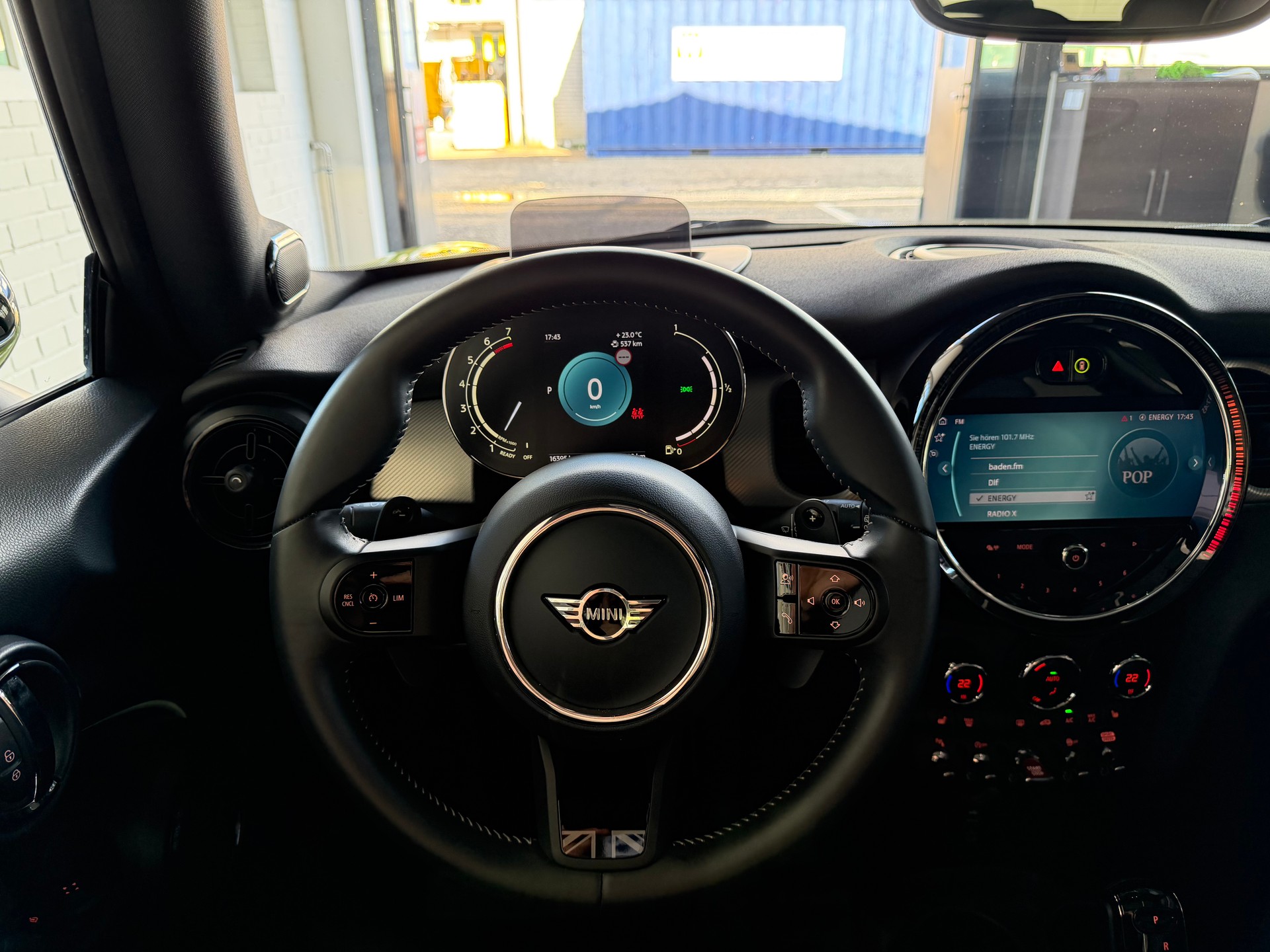 MINI Cooper S 178 PS (CH) MINI YOURS TRIM +PREMIUM PLUS Steptronic DKG-image-12