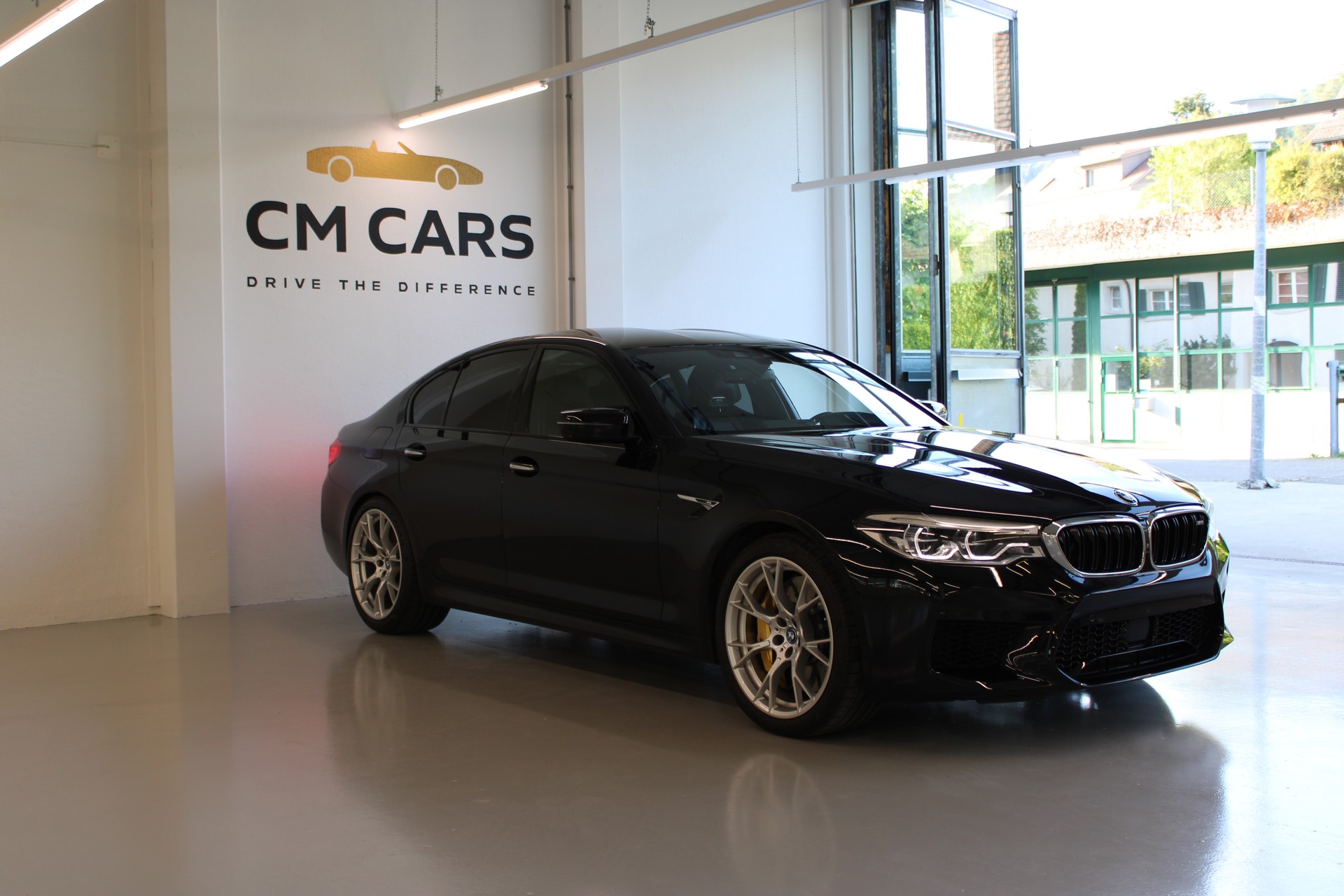 BMW M5 xDrive Drivelogic-showroom-element-3