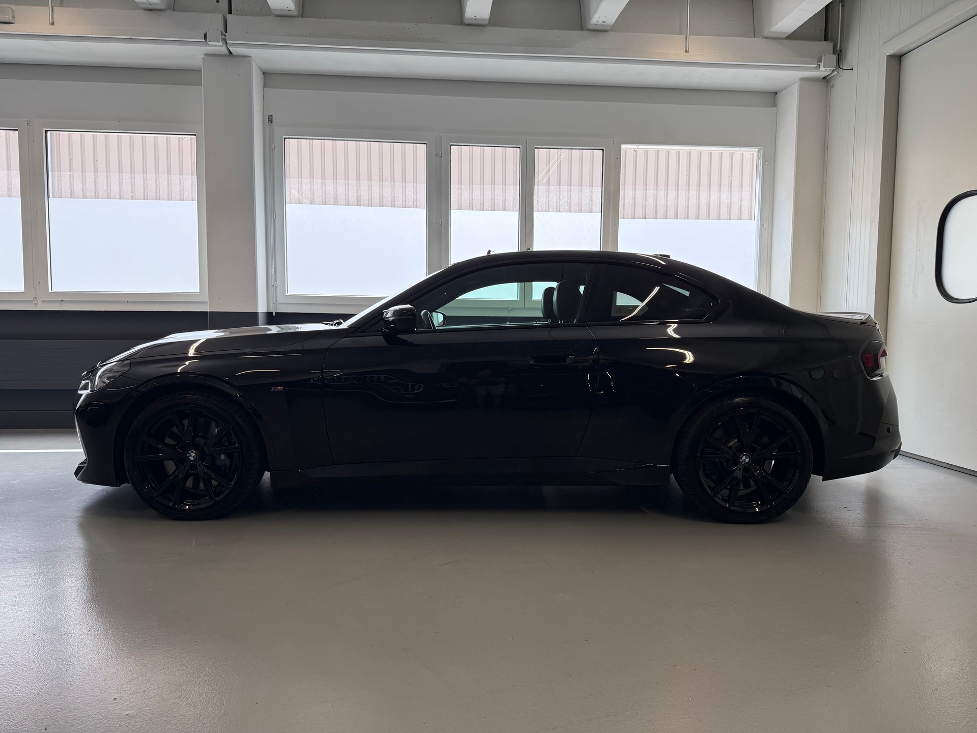 BMW M240i xDrive M Sport Pro Steptronic-showroom-element-2